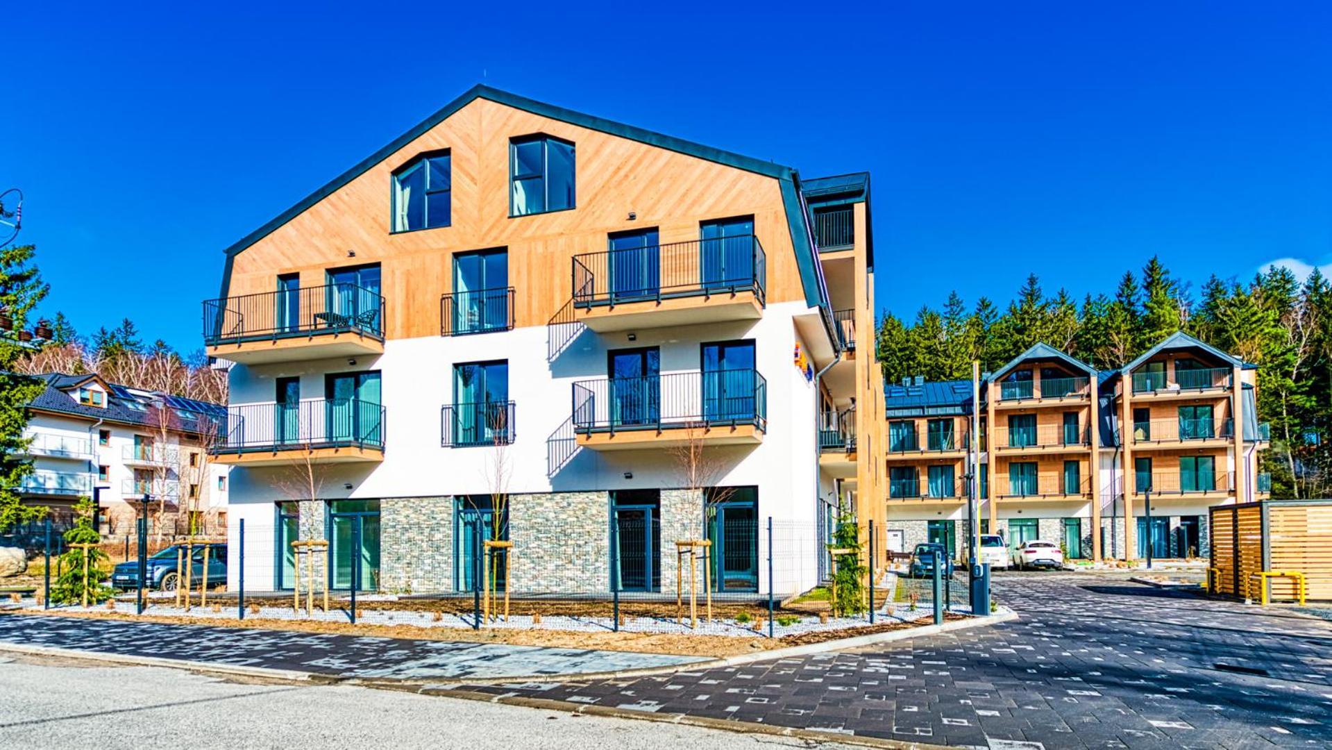 Ostoja Residence Vip Ze Strefa Relaksu I Pokojem Zabaw By Royal Aparts 斯克拉斯卡波伦巴 外观 照片